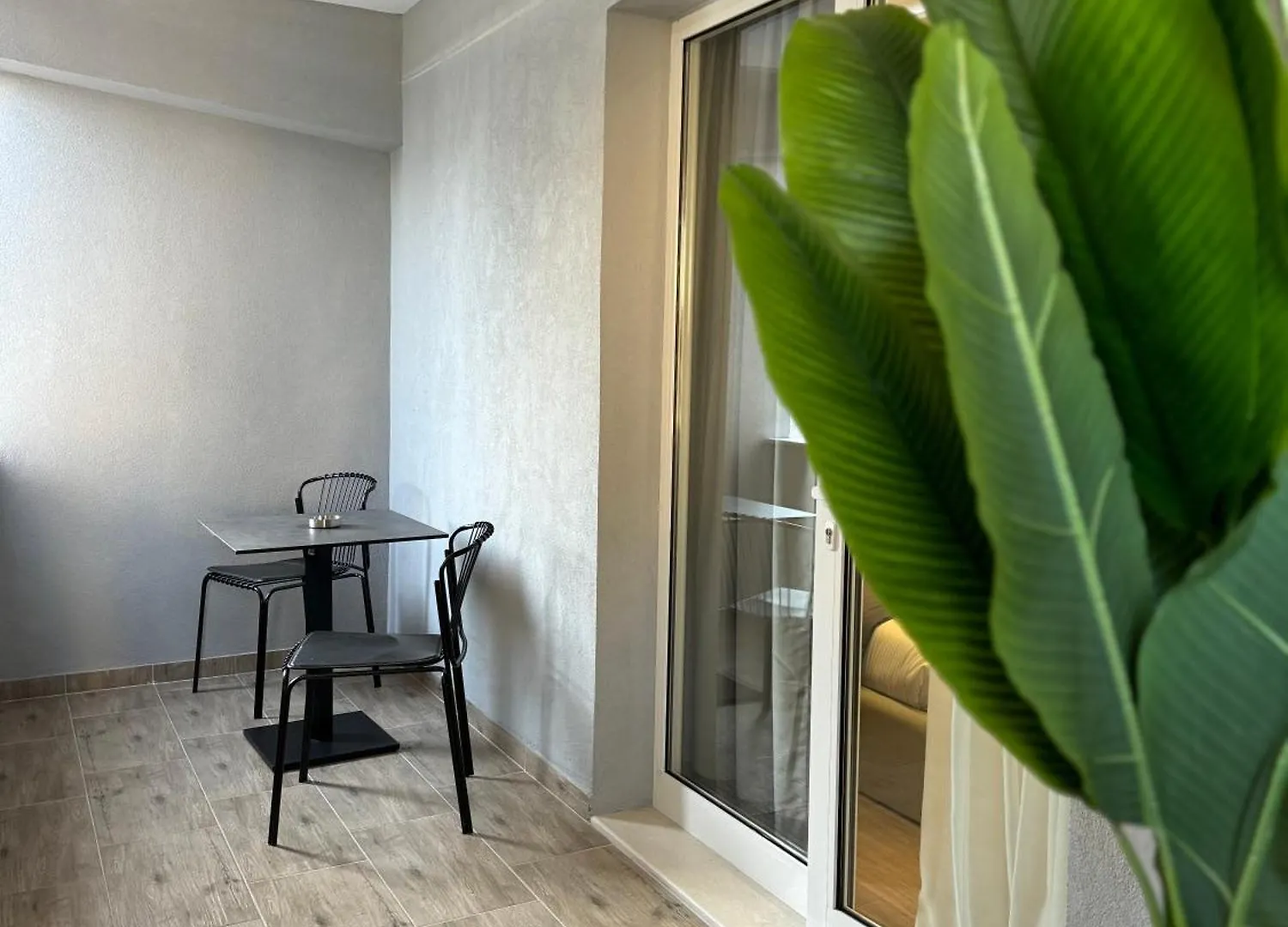 L'Hotel Tirana Hotel