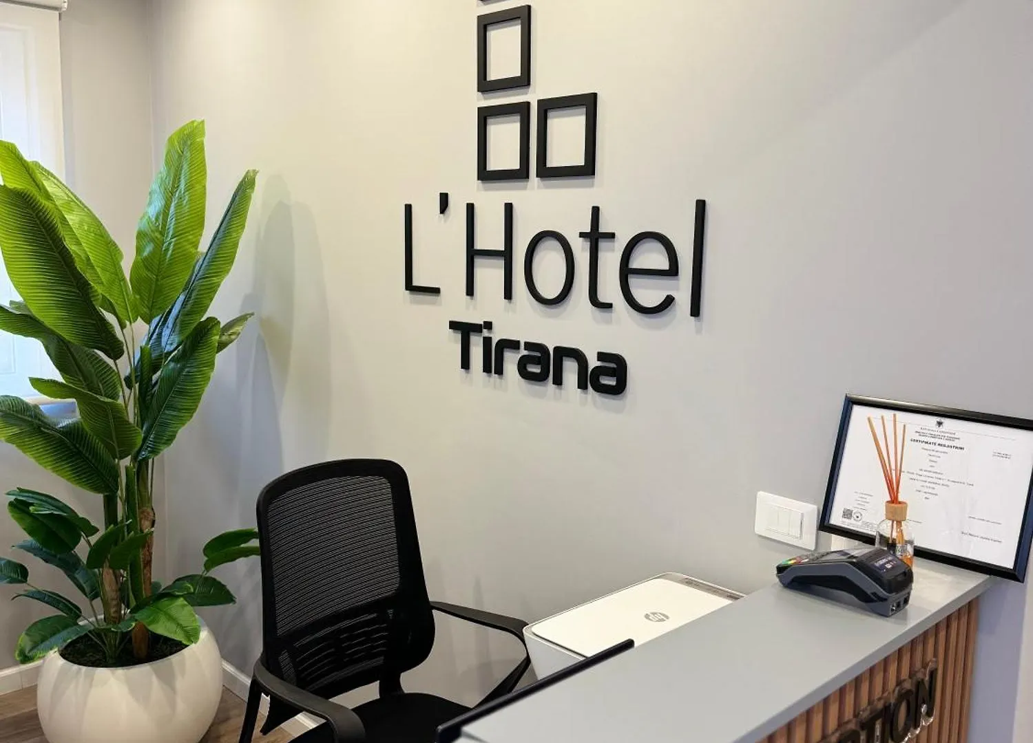 L'Hotel Tirana Hotel